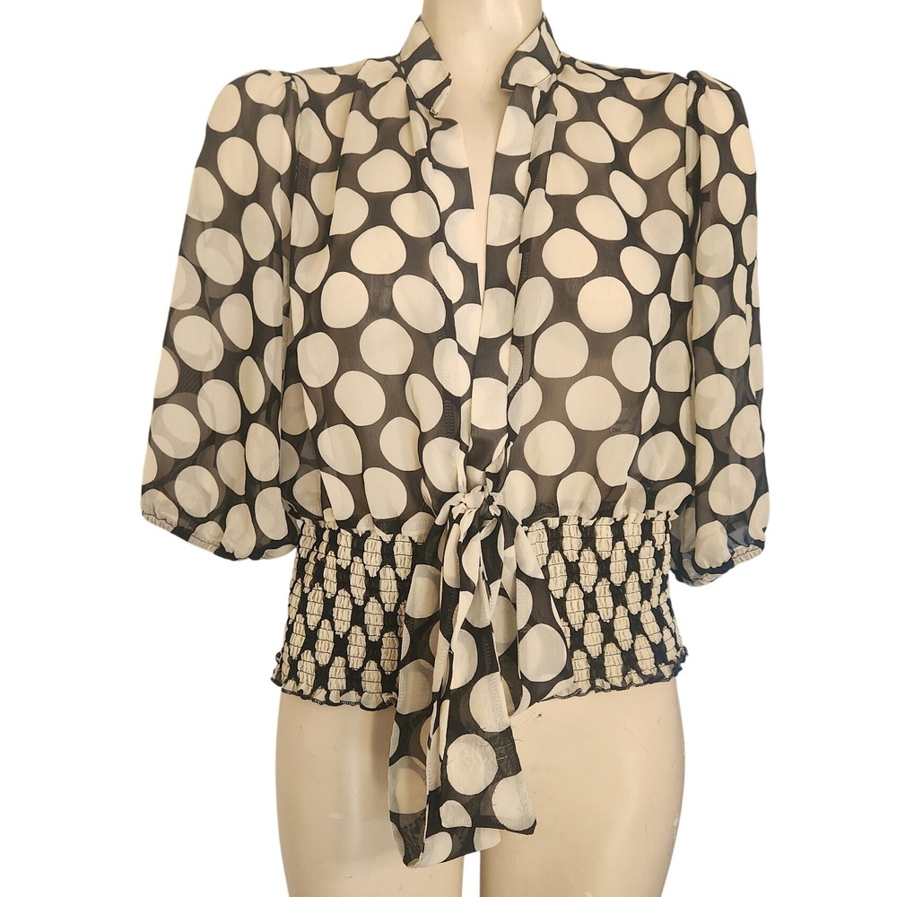 Hypnotik Black White Polka Dot Tie Front Smocked‎ Blouse XL M10046
Sheer beach